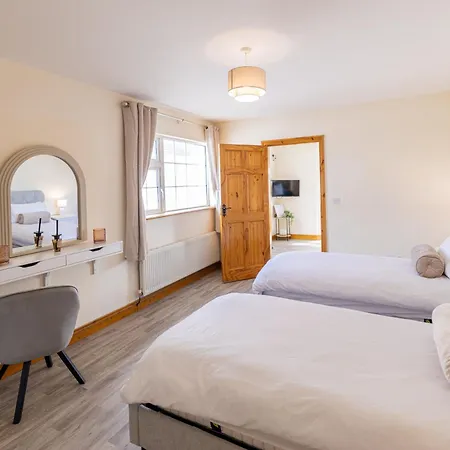 Hillside House - Rose Apartment Ballinamuck